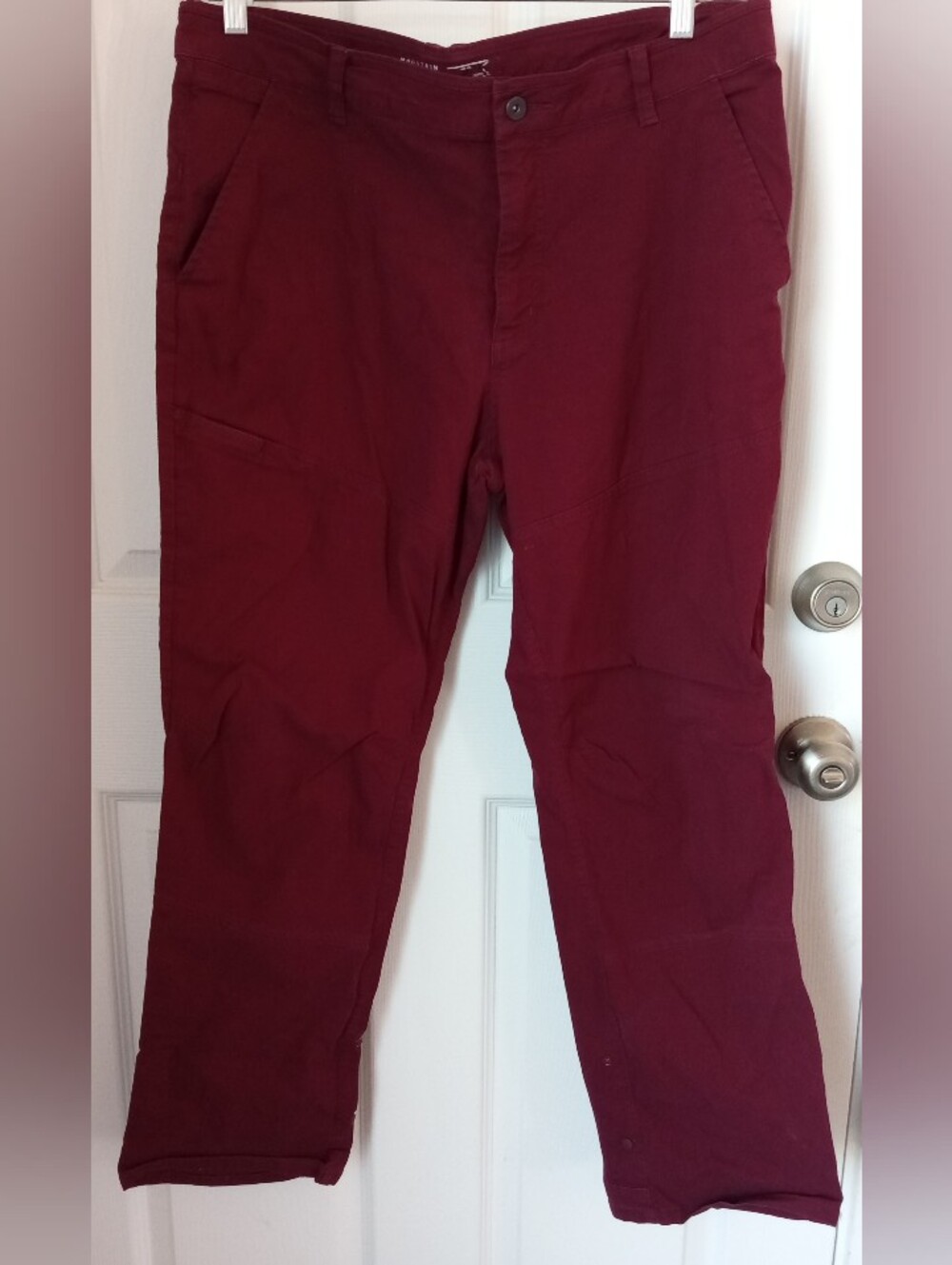 Men's Slim Casual Pants in Burgundy
